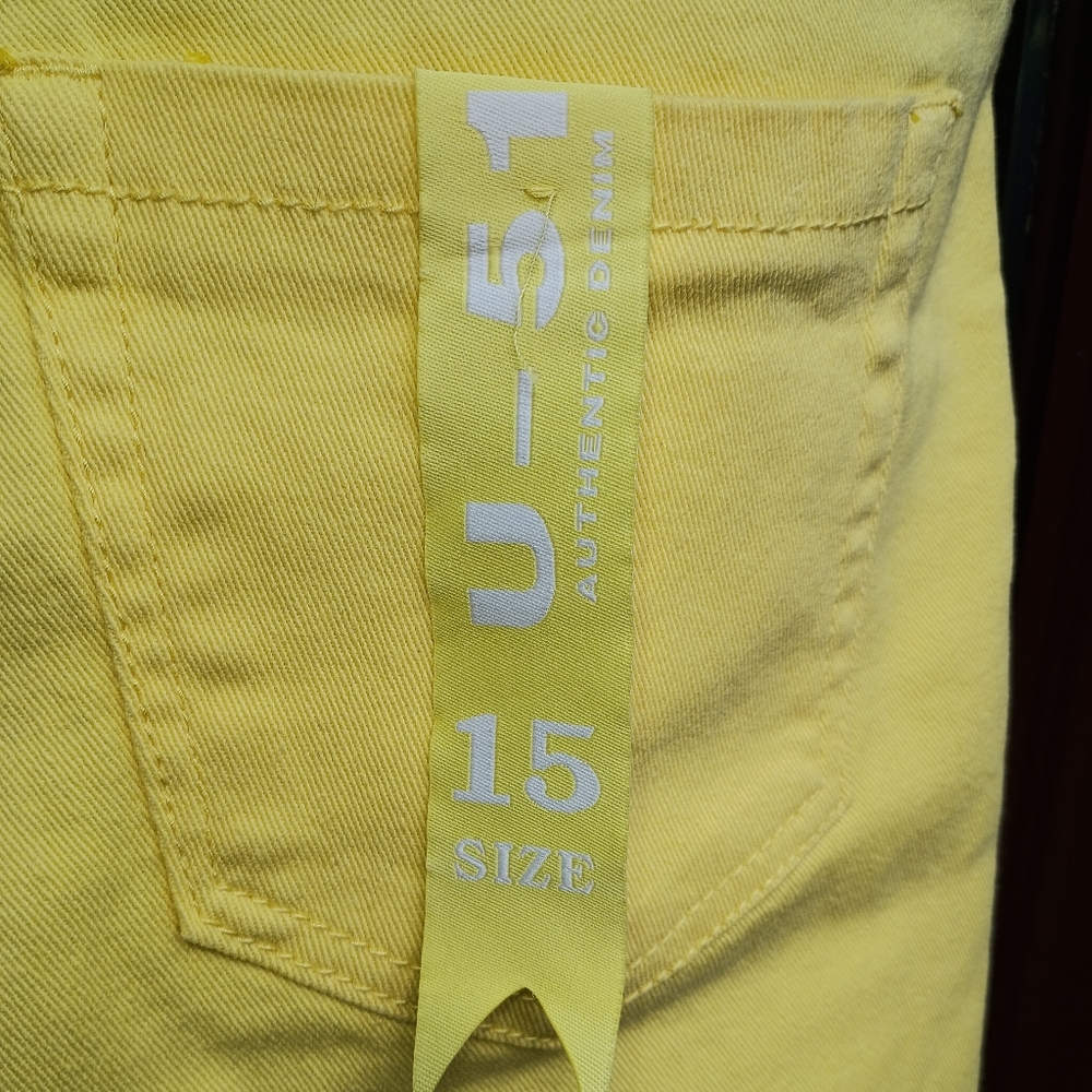 NWT.Yellow Women's Jeans Size 15.U-51  Stretch - Picture 5 of 8